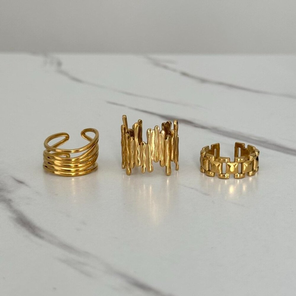 SKU0207 Retro set of 3 gold rings sizes 5.5 to 8 US Stainless steel + gift bag